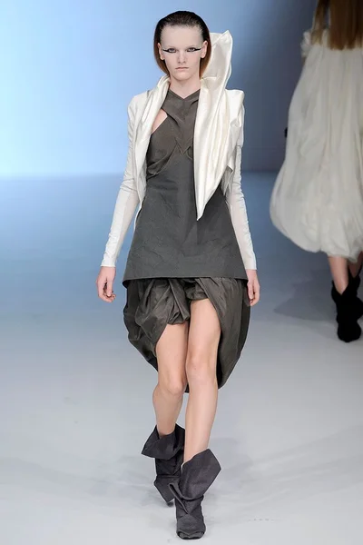 Look 39